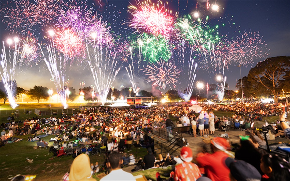 Carols Como Park 2023 webevent.jpg